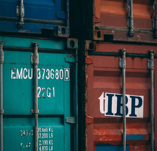 Slänga, återvinna eller flytta i container Slänga, återvinna eller flytta i container